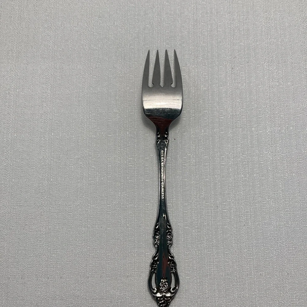 Oneida Community BRAHMS Stainless Glossy‎ Rose Flatware Salad Fork